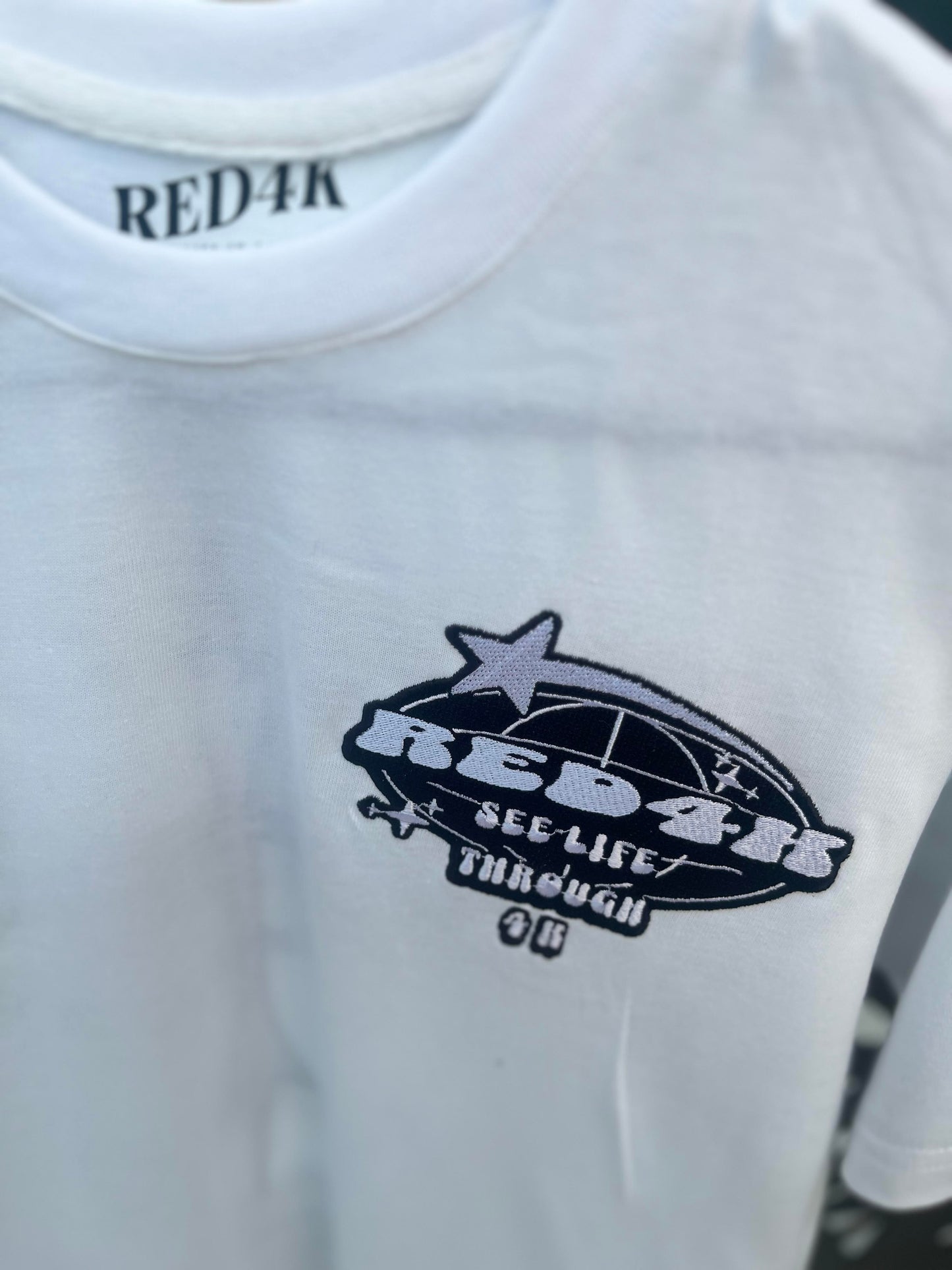 Red4K Star drop T Shirt
